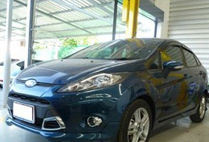 BODY LIP FORD FIESTA MẪU SPORT