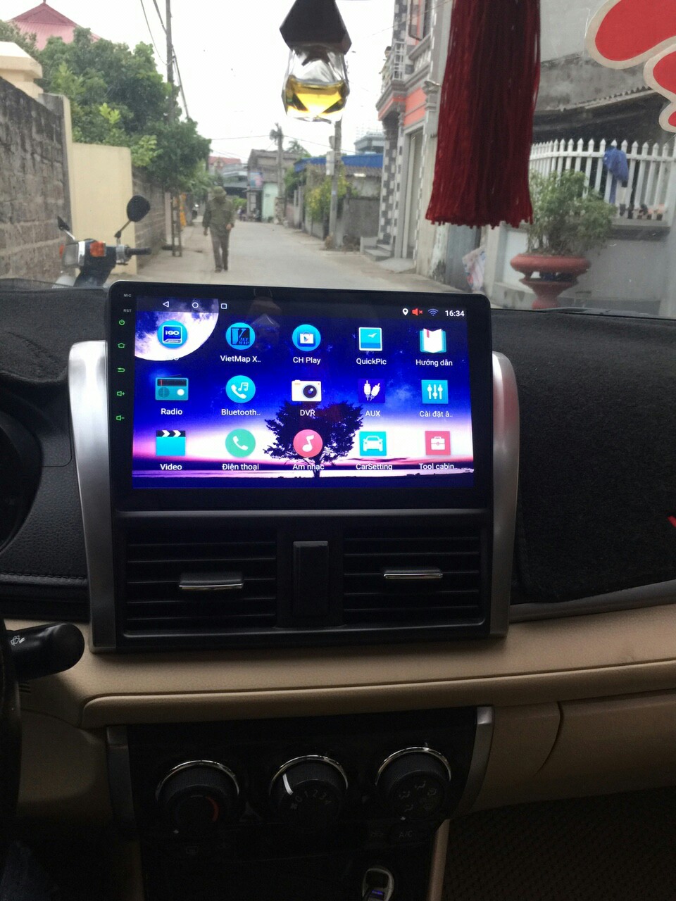 MÀN HÌNH ANDROID 10INCH TOYOTA VIOS 2014 - 2017 MẪU JARGER